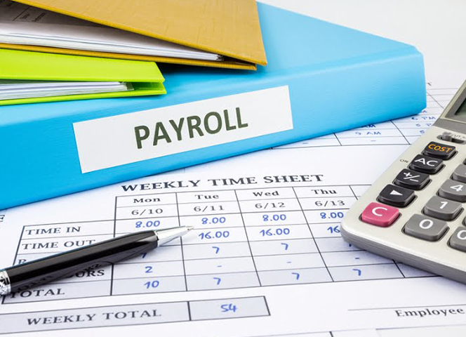 What are the benefits of outsourcing payroll?